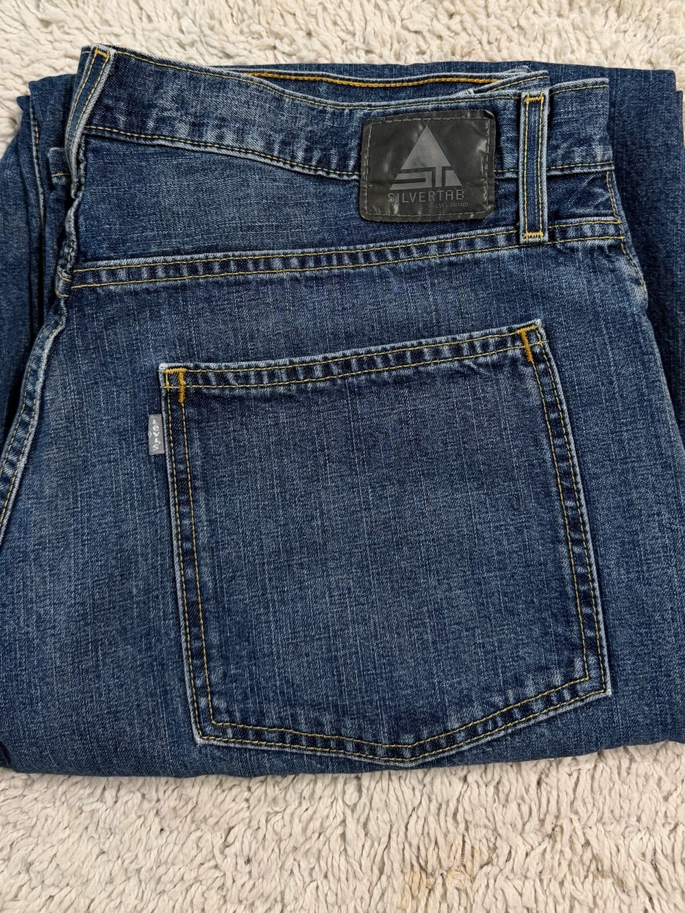 Levi's Silvertab men’s baggy jeans size 40X36 denim washed blue color Y2K 90’s